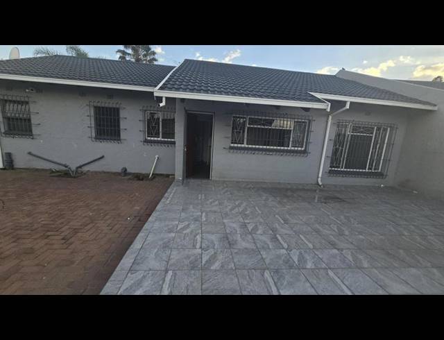 3 BEDROOM PROPERTY TO RENT IN ELSPARK